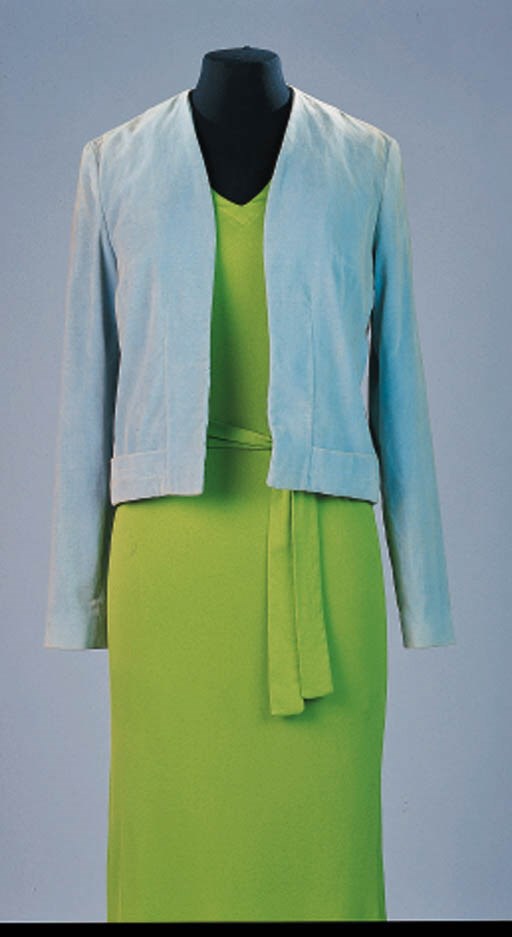 A DRESS ENSEMBLE