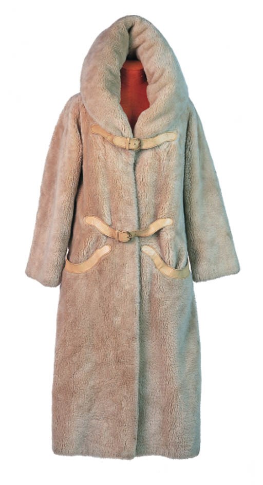 A COAT WITH LEATHER TRIM