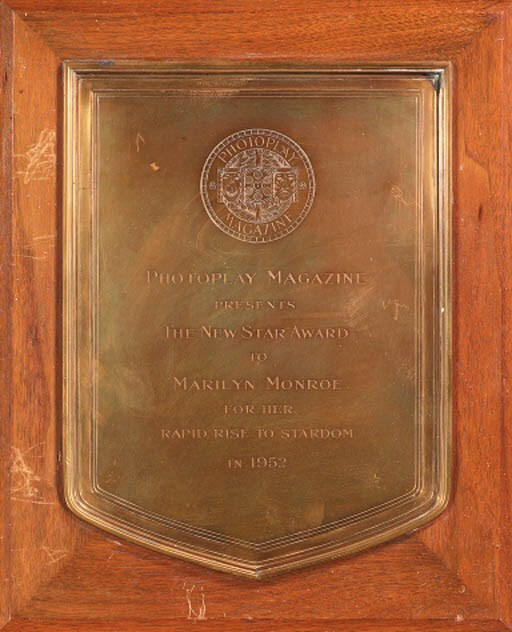 A PLAQUE Photoplay Magazine