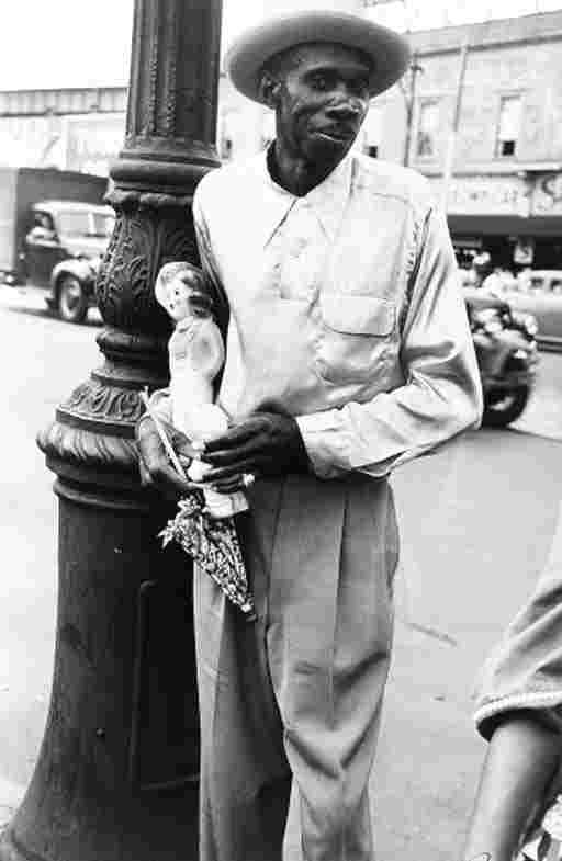 ROBERT FRANK