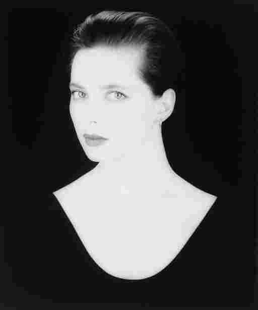 ROBERT MAPPLETHORPE