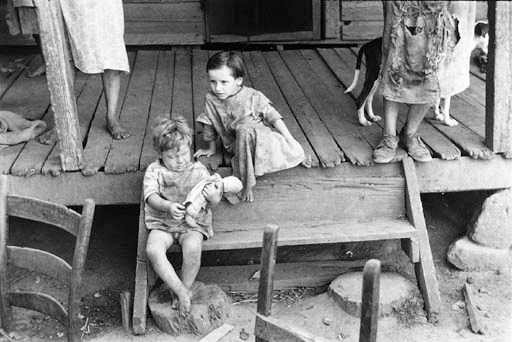 WALKER EVANS