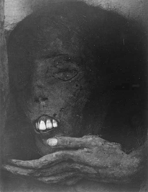 MANUEL ALVAREZ BRAVO (born 1902)
