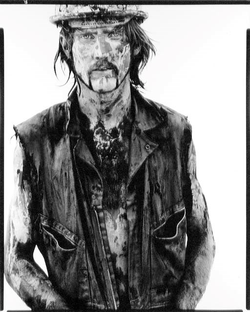 RICHARD AVEDON (born 1923)