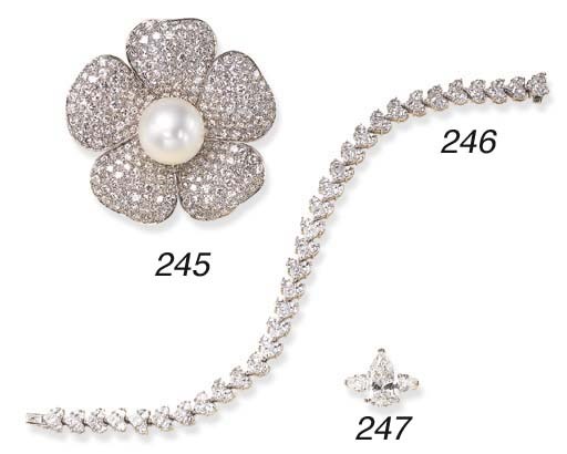 A DIAMOND LINE BRACELET