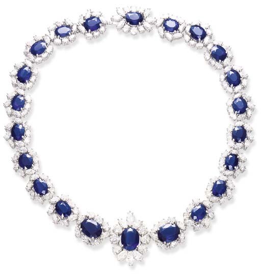 A SAPPHIRE AND DIAMOND NECKLACE