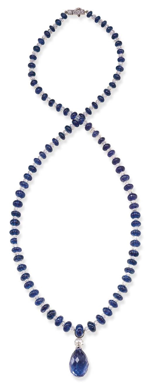 A SAPPHIRE AND DIAMOND NECKLACE