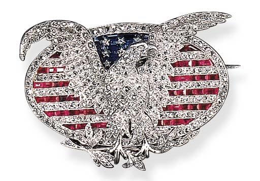 AN UNUSUAL BELLE EPOQUE RUBY, SAPPHIRE AND DIAMOND BROOCH