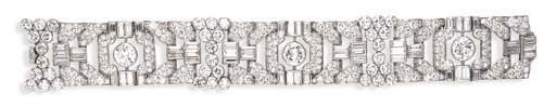 AN ART DECO DIAMOND BRACELET, BY BOUCHERON
