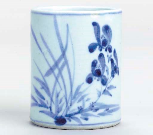 A Blue and White Ruler Holder
