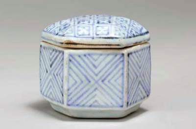 A Hexagonal Box and Cover