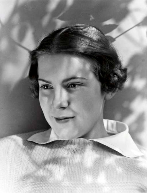 IMOGEN CUNNINGHAM