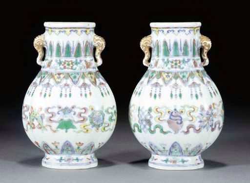 A pair of Chinese doucai lobed hu vases, 19th/20th century