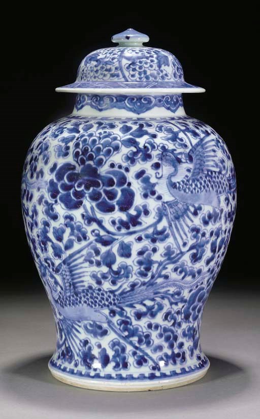A blue and white baluster jar and domed cover, Kangxi