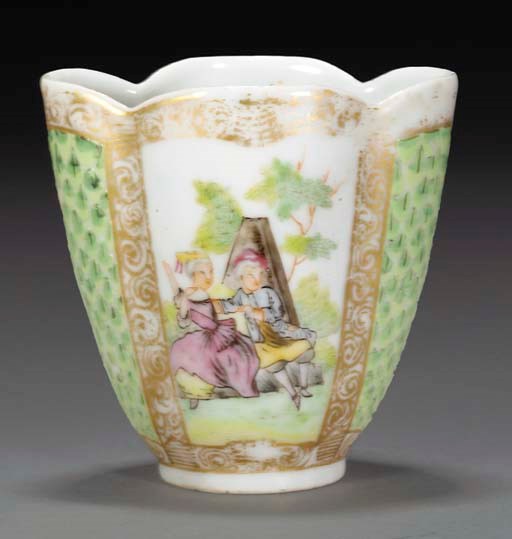 A Chinese European style famille rose quatrefoil cup, 19th century