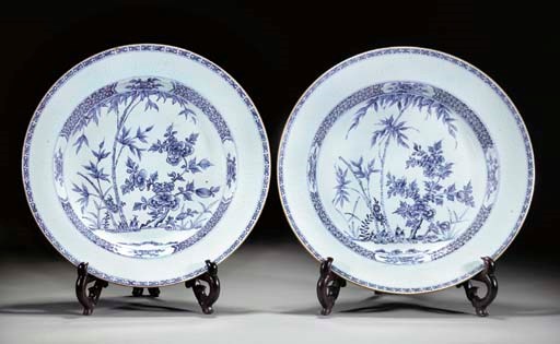 A pair of Chinese blue and white chargers, 18th century