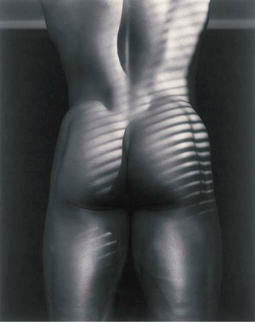 ROBERT MAPPLETHORPE