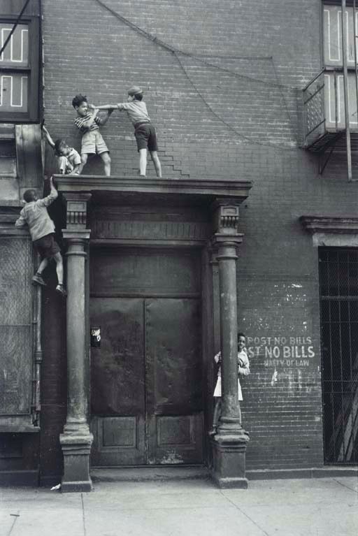 HELEN LEVITT