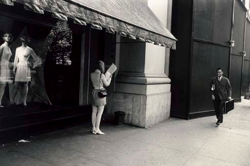 GARRY WINOGRAND (1928-1984)
