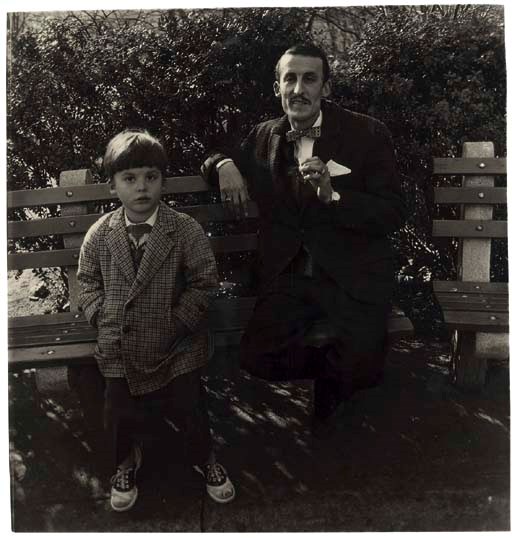 DIANE ARBUS (1923-1971)