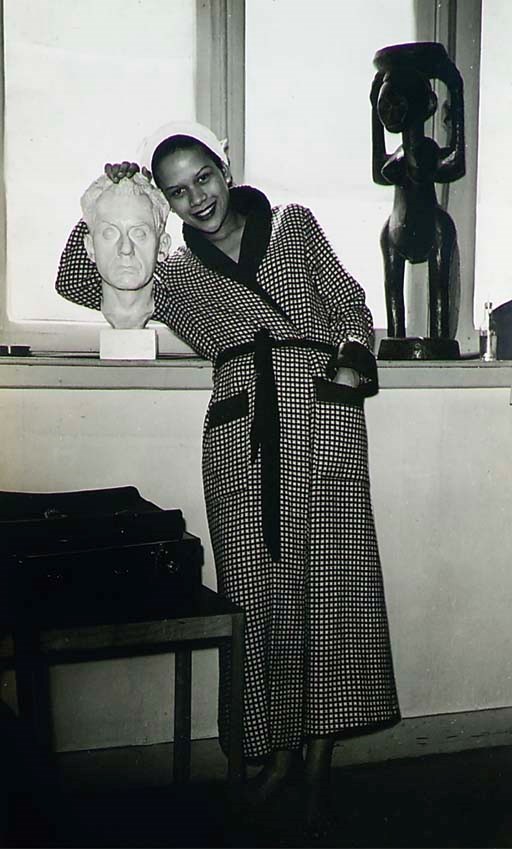 MAN RAY (1890-1976)