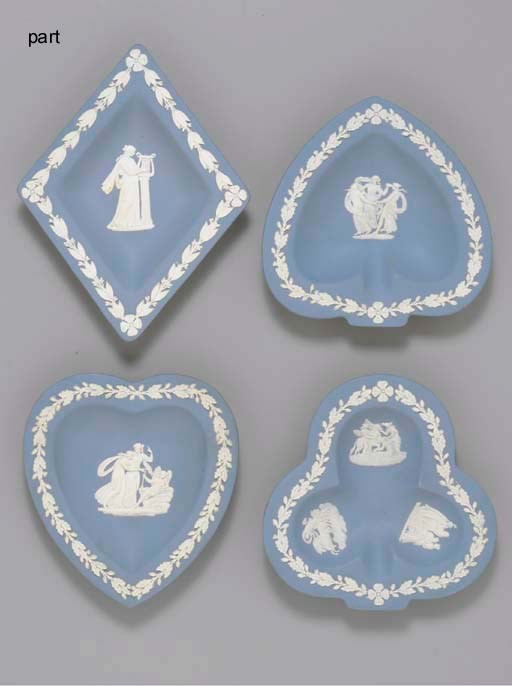 A GROUP OF EIGHT WEDGEWOOD JASPERWARE DISHES, 20TH CENTURY.