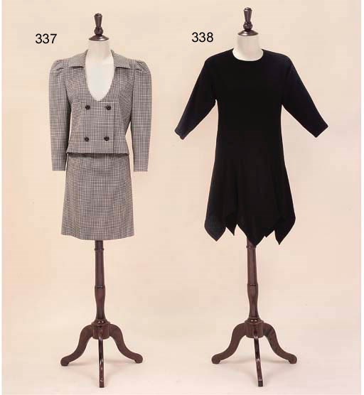 A BLACK CREPE COCKTAIL DRESS
