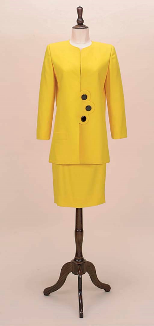 AN EGG-YOLK YELLOW LINEN ENSEMBLE
