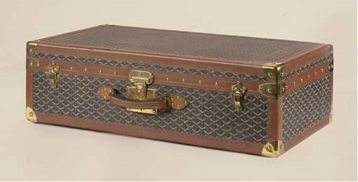 A HARDSHELL SUITCASE, MALLES GOYARD