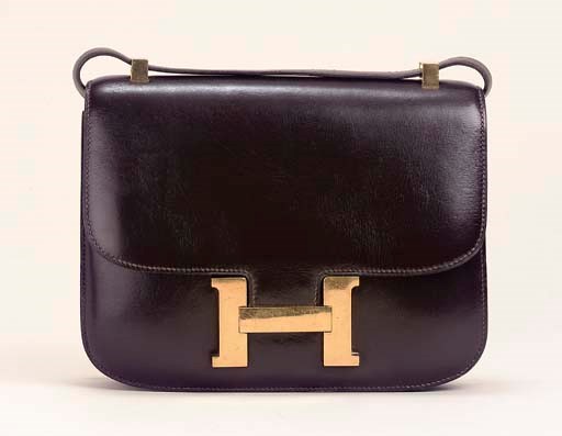 A CHOCOLATE BROWN 'CONSTANCE' BAG, HERMÈS