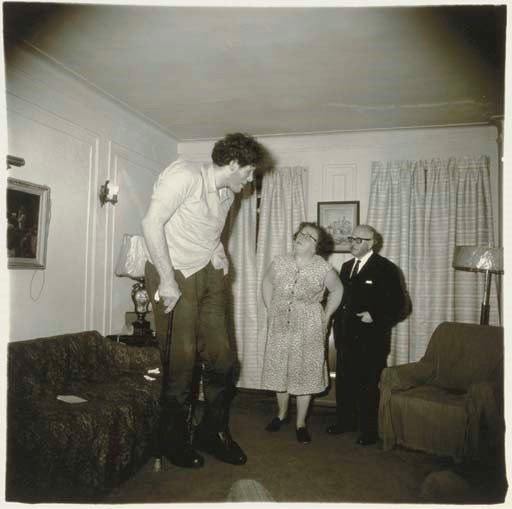 DIANE ARBUS (1923-1971)