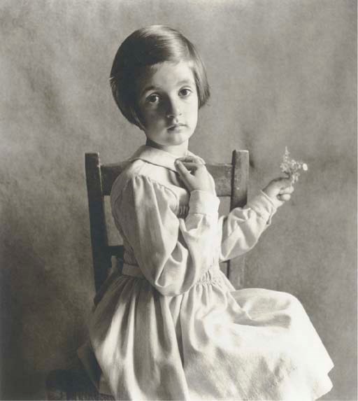 IRVING PENN (b. 1917)