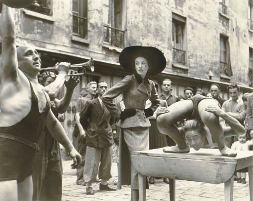 RICHARD AVEDON (1923-2004)