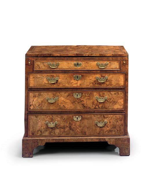 A GEORGE I WALNUT BACHELOR'S CHEST