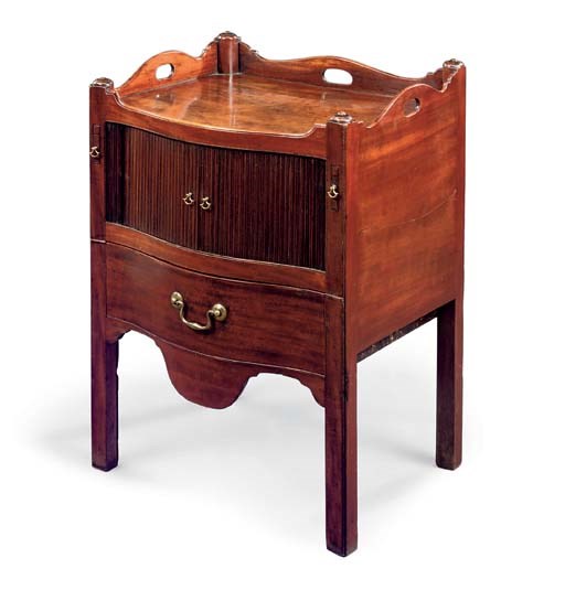 A GEORGE III MAHOGANY SERPENTINE BEDSIDE CUPBOARD
