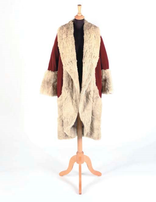 A GROUP OF 1920S COSTUME
