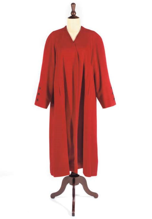 HERMÈS, A RED CASHMERE COAT