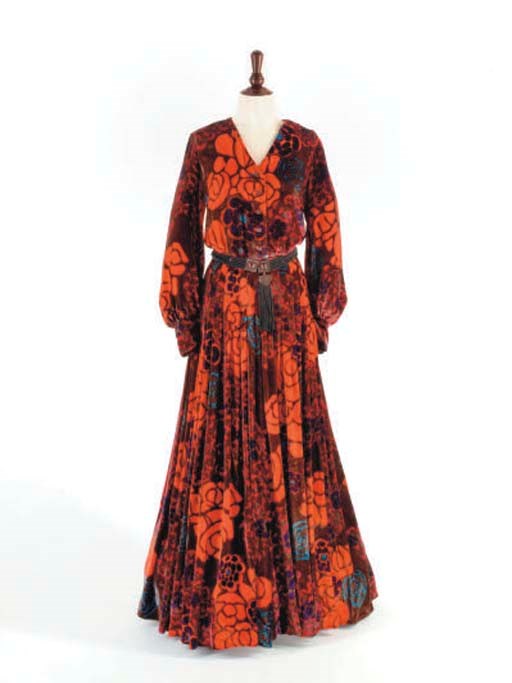YVES SAINT LAURENT, A VELVET EVENING GOWN
