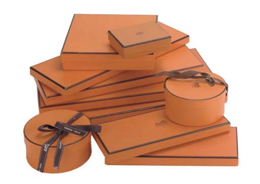 A COLLECTION OF HERMÈS ACCESSORIES