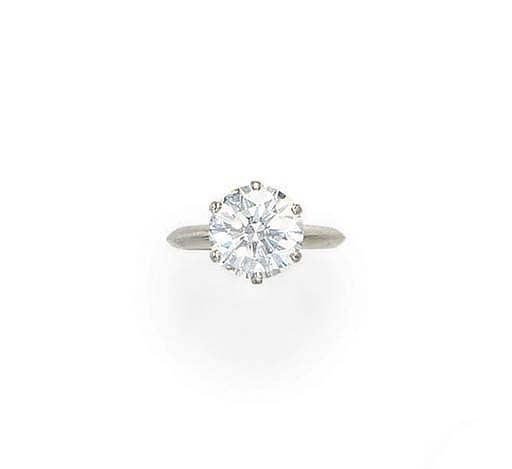 A DIAMOND RING, BY TIFFANY & CO.