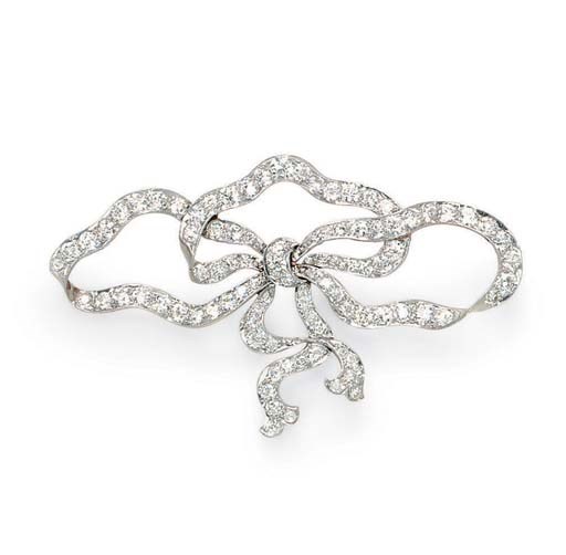 A BELLE EPOQUE DIAMOND BROOCH, BY BAILEY, BANKS & BIDDLE