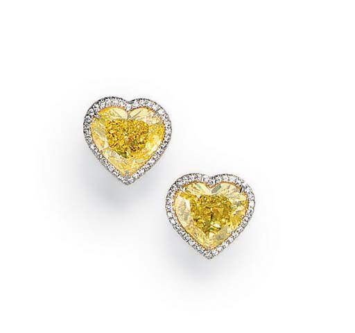 A PAIR OF IMPORTANT COLORED DIAMOND EAR STUDS