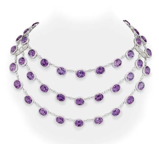 AN AMETHYST AND DIAMOND NECKLACE