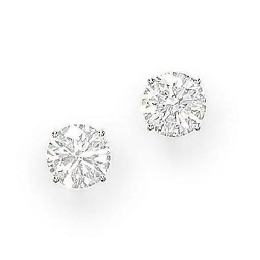 A PAIR OF DIAMOND EAR STUDS