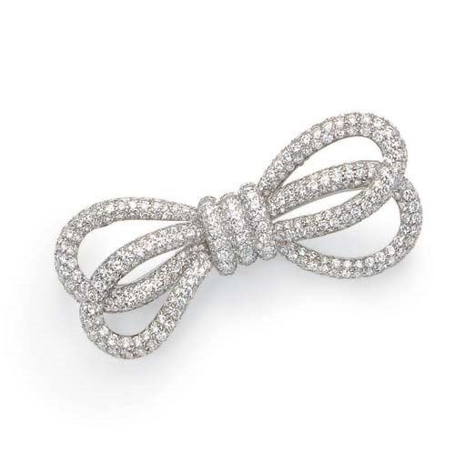 A DIAMOND BARRETTE