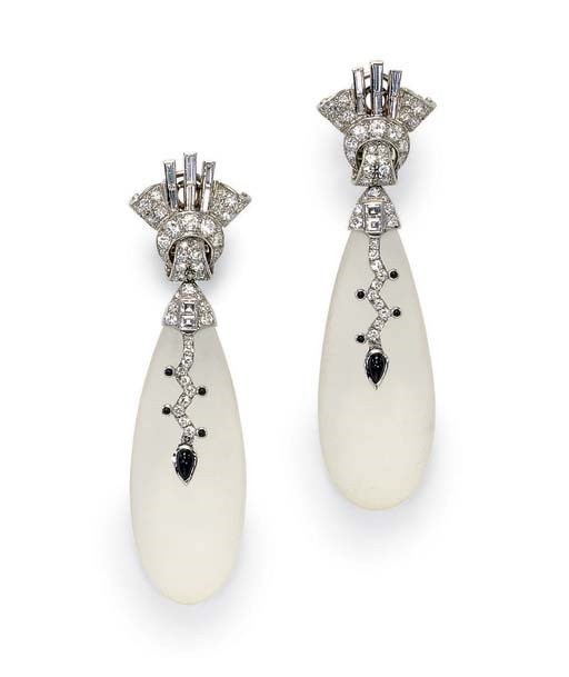 A PAIR OF ROCK CRYSTAL, DIAMOND AND ONYX EAR PENDANTS