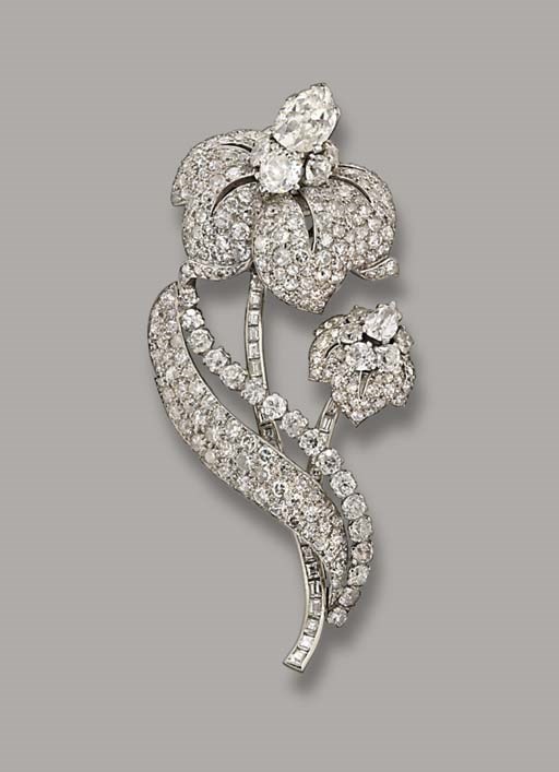 A DIAMOND PALM BROOCH, BY CARTIER