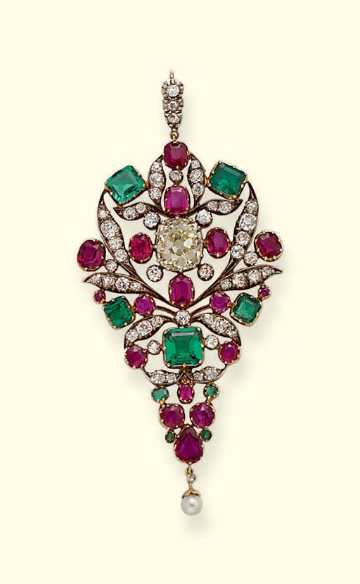 AN ANTIQUE DIAMOND, RUBY AND EMERALD PENDANT