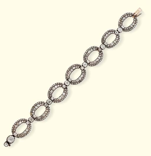 A GEORGE III DIAMOND BRACELET