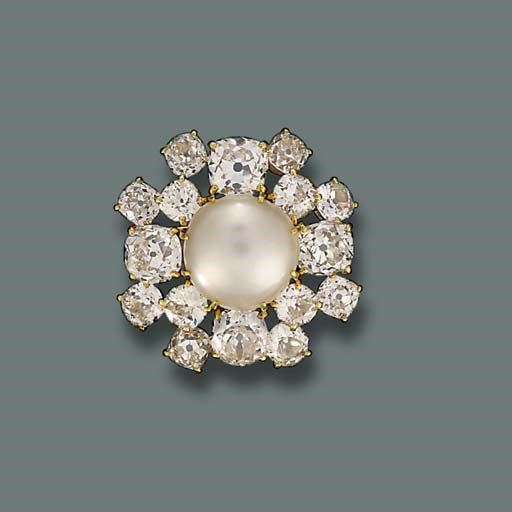 A FINE PEARL AND DIAMOND BROOCH